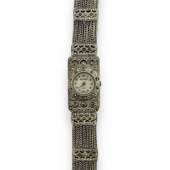 Gold wheel Accessories - Gold Wheel Quartz Ornate Silver Toned Chain Band Watch